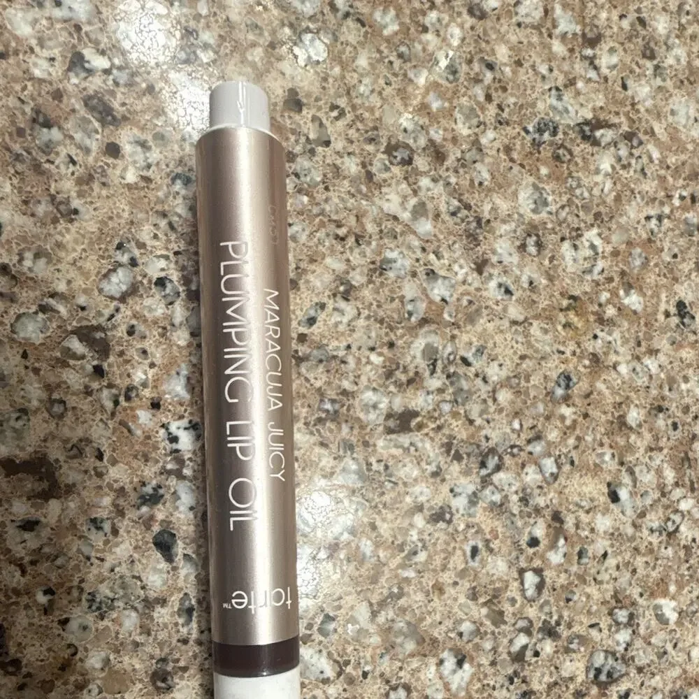 tarte Maracuja Juicy Plumping Lip Oil Lip Plumper Honeysuckle Gloss Oil